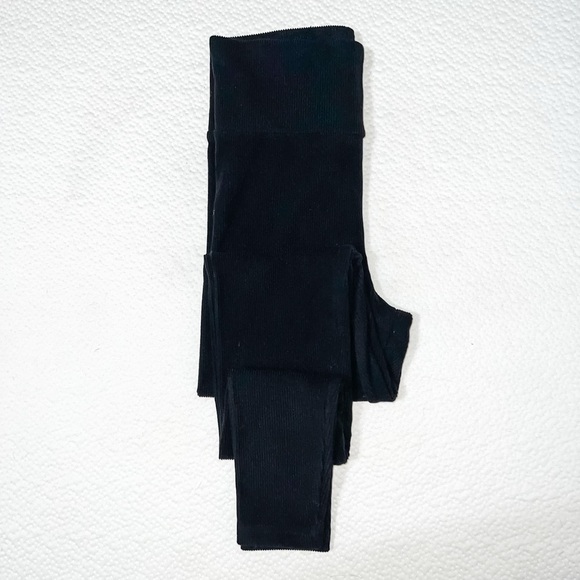 No Boundaries Women’s Cozy Rib Leggings - Winter White/Black Soot, Size XS (0-2) - Picture 7 of 12